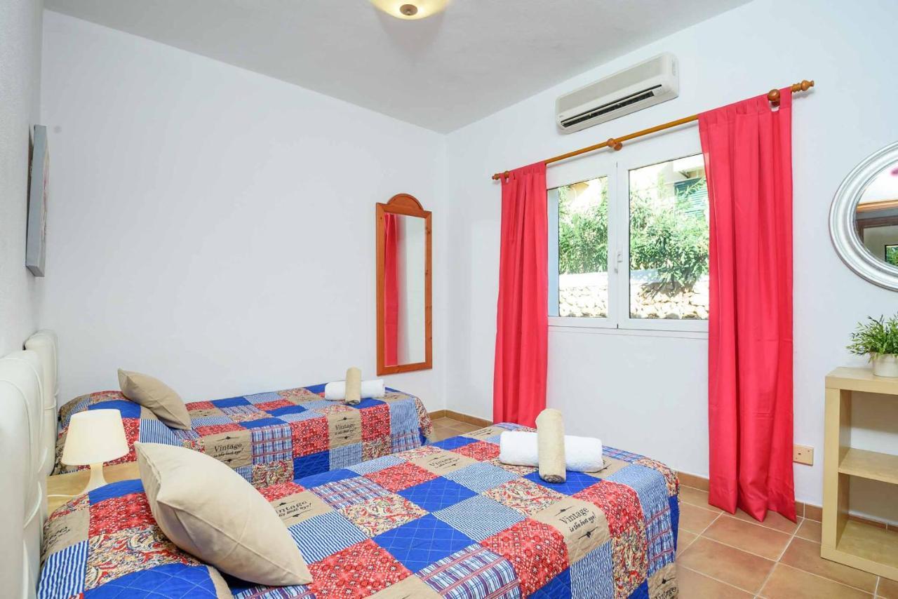 Villa Paula Cala En Porter  Екстериор снимка